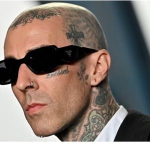 Prada black narrow sunglasses dark grey lens PR17WS 1AB5S0 NEW/NWT